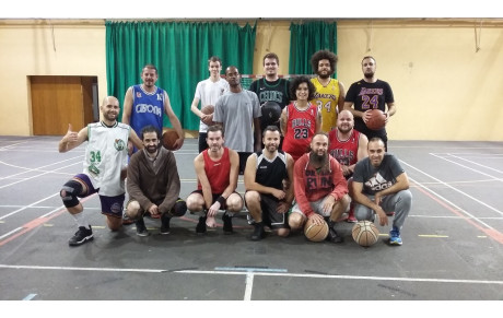 Viens t'essayer au basket avec nous tout le mois de juin, sur nos différents entraînements, dans ta catégorie, et rejoins nous au mois de septembre 2019